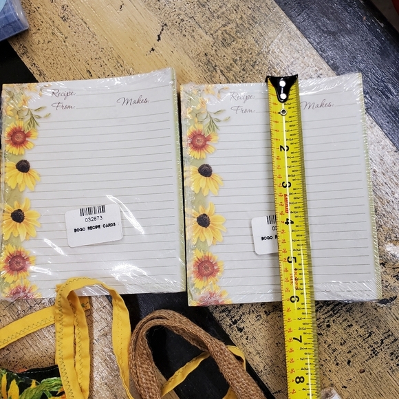 🌻 🐻  Sunflower & Bears Bundle part of bundle is NWT. - Picture 9 of 16